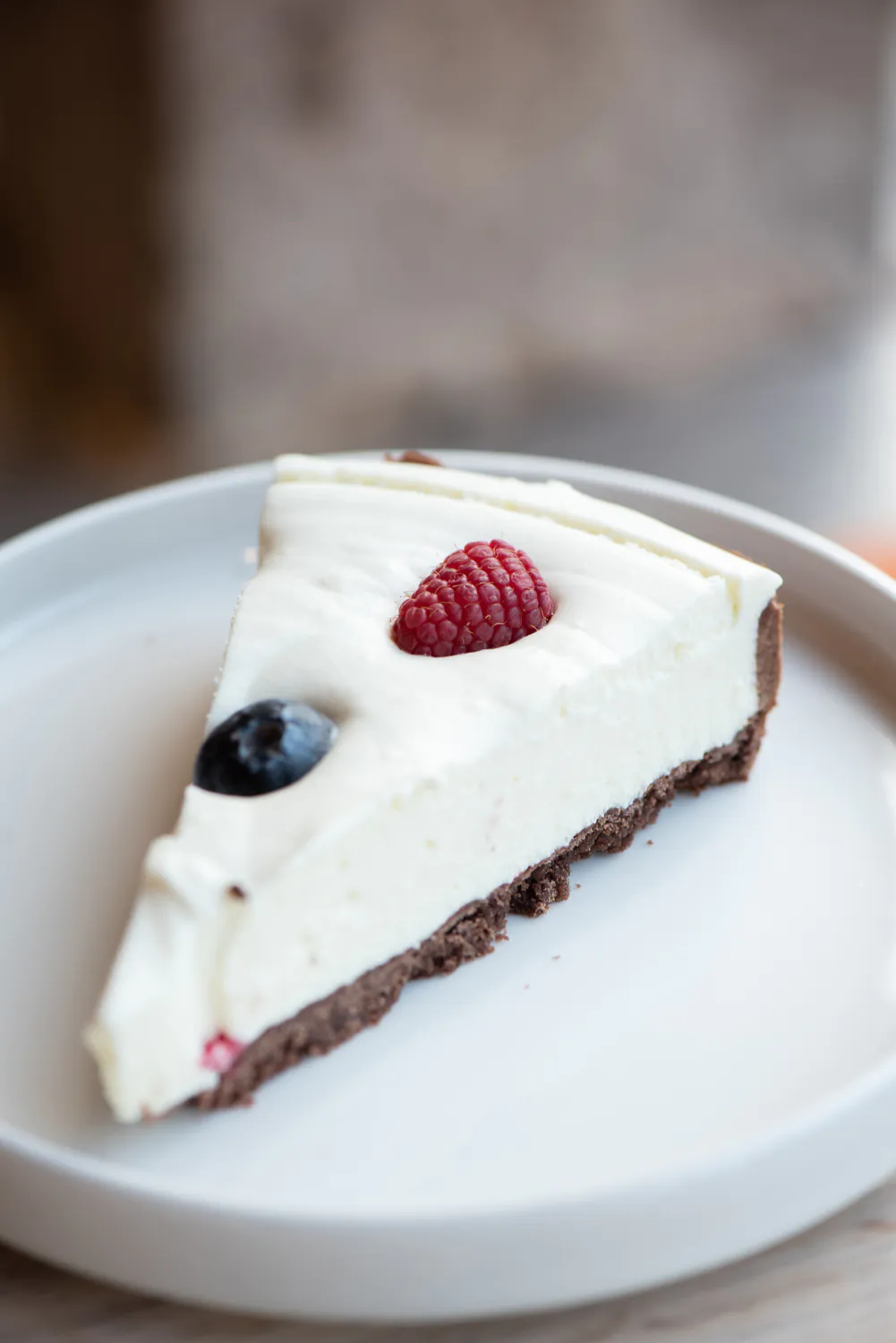 Tarta Biała czekolada / świeże owoce