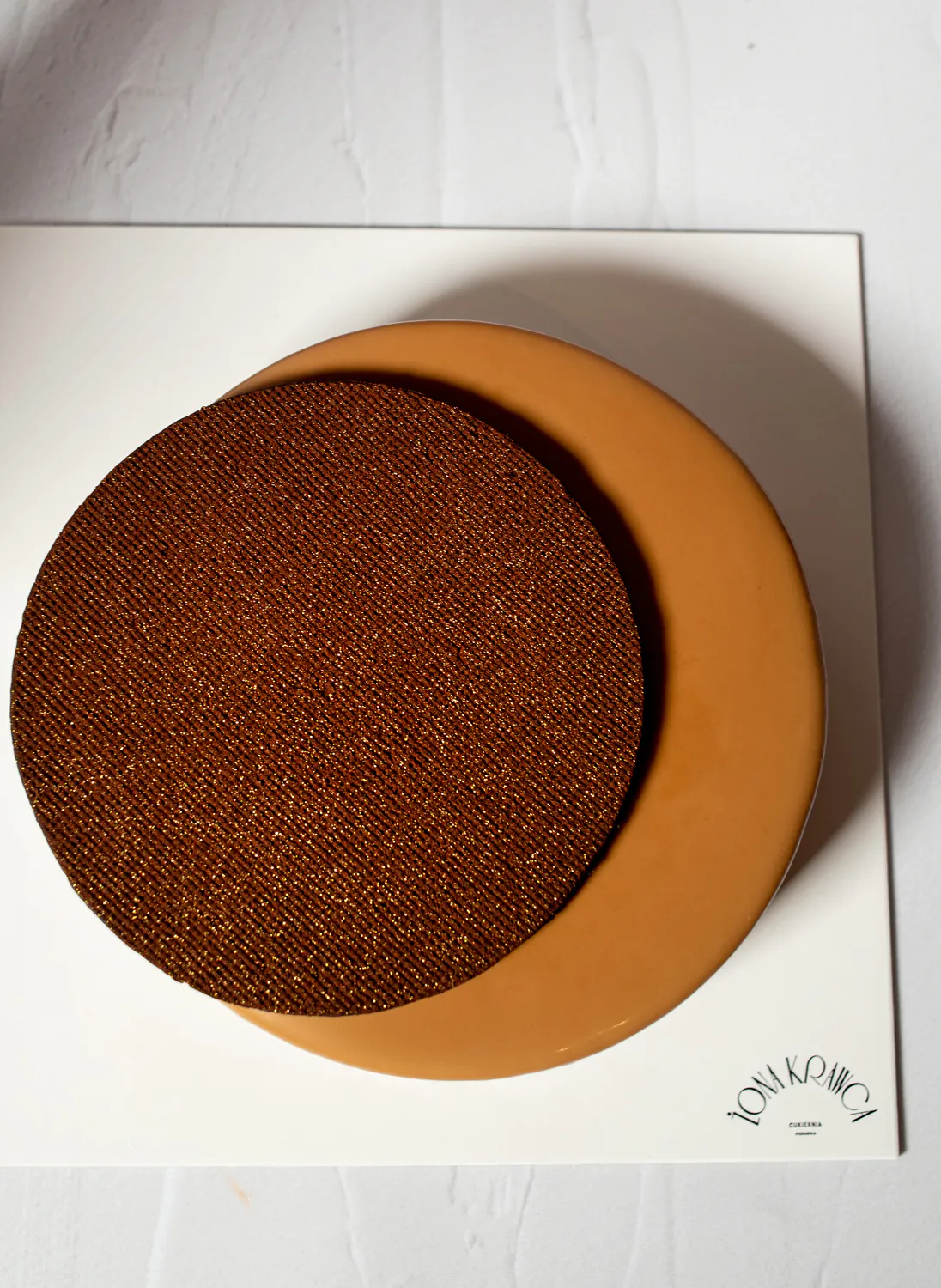Tort Armani 20 cm - obrazek 4